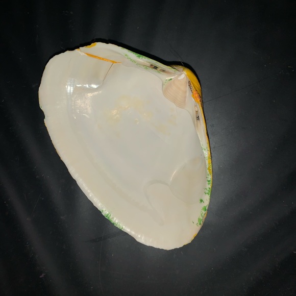 handmade Martha’s Vineyard shell - Picture 3 of 3